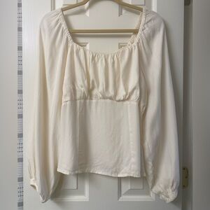 Old Navy Elegant Fitted  Bodice Smocked Back Long Sleeve Top Size Large NWT
